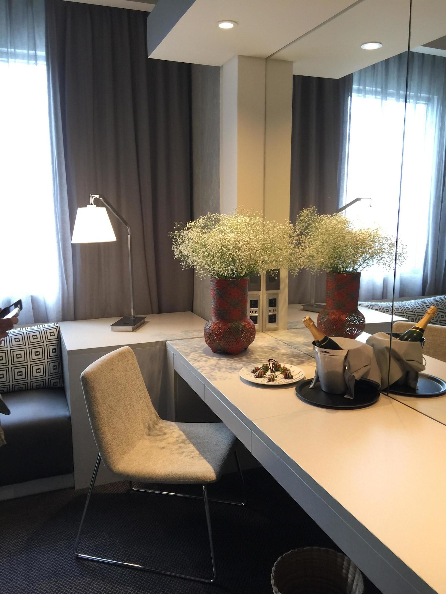 Movich Buro 51 Barranquilla (Atlantico) Exterior foto A room at the Mandarin Oriental, Munich