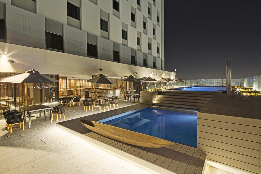 Movich Buro 51 Barranquilla (Atlantico) Exterior foto The pool at the hotel