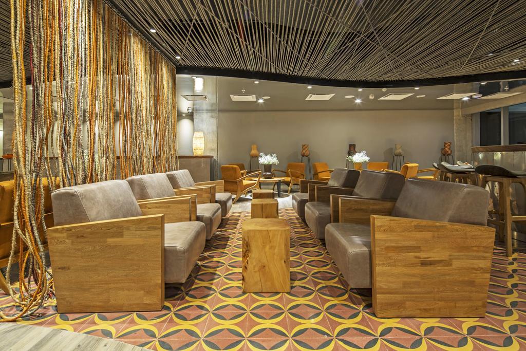 Movich Buro 51 Barranquilla (Atlantico) Exterior foto The lounge at the airport