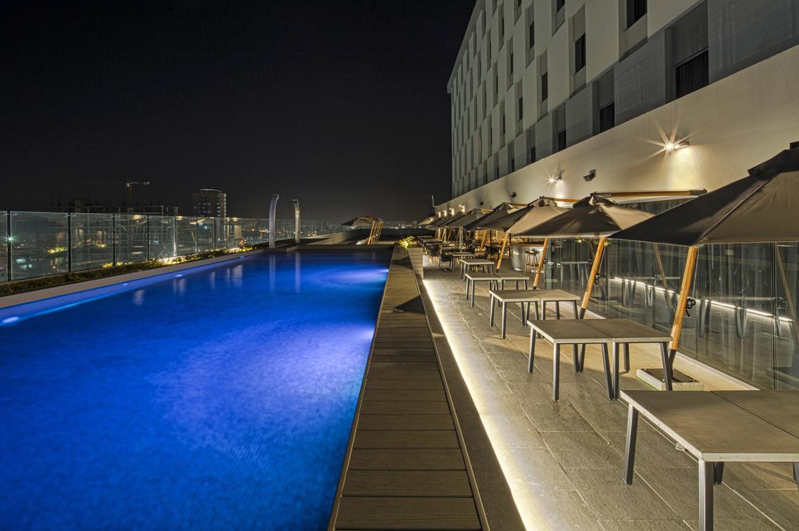 Movich Buro 51 Barranquilla (Atlantico) Exterior foto The swimming pool at the hotel